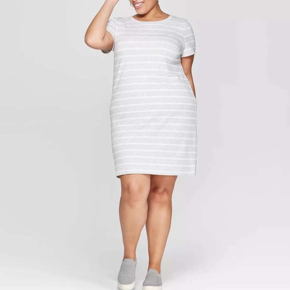 Ava & Viv Dresses & Skirts - Ava & Viv gray strip dress